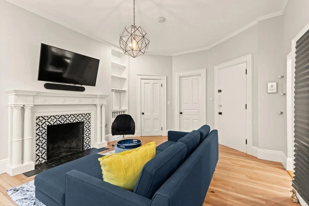 473 Beacon St, Back Bay