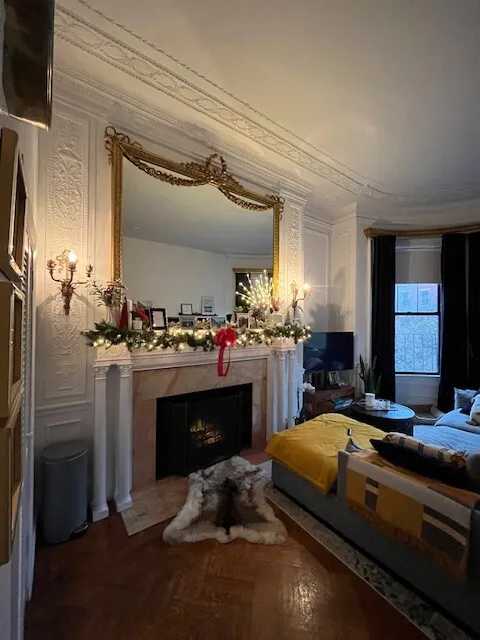 464 Beacon St, Back Bay