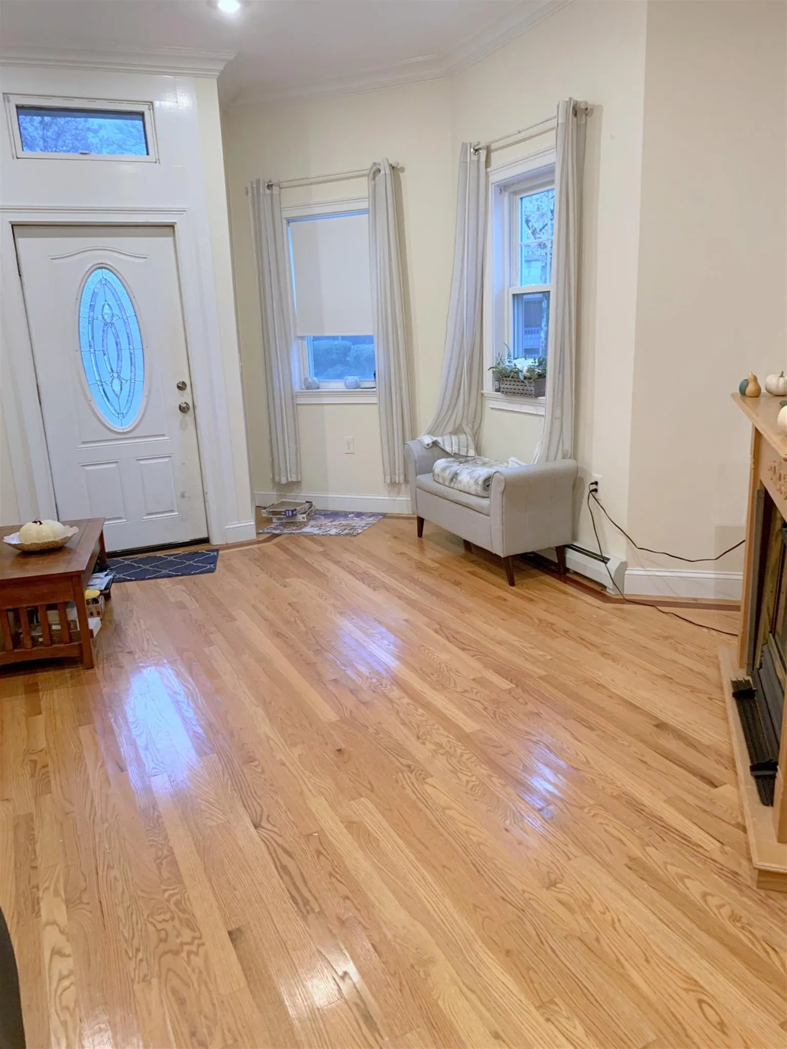 406 Medford St, Winter Hill