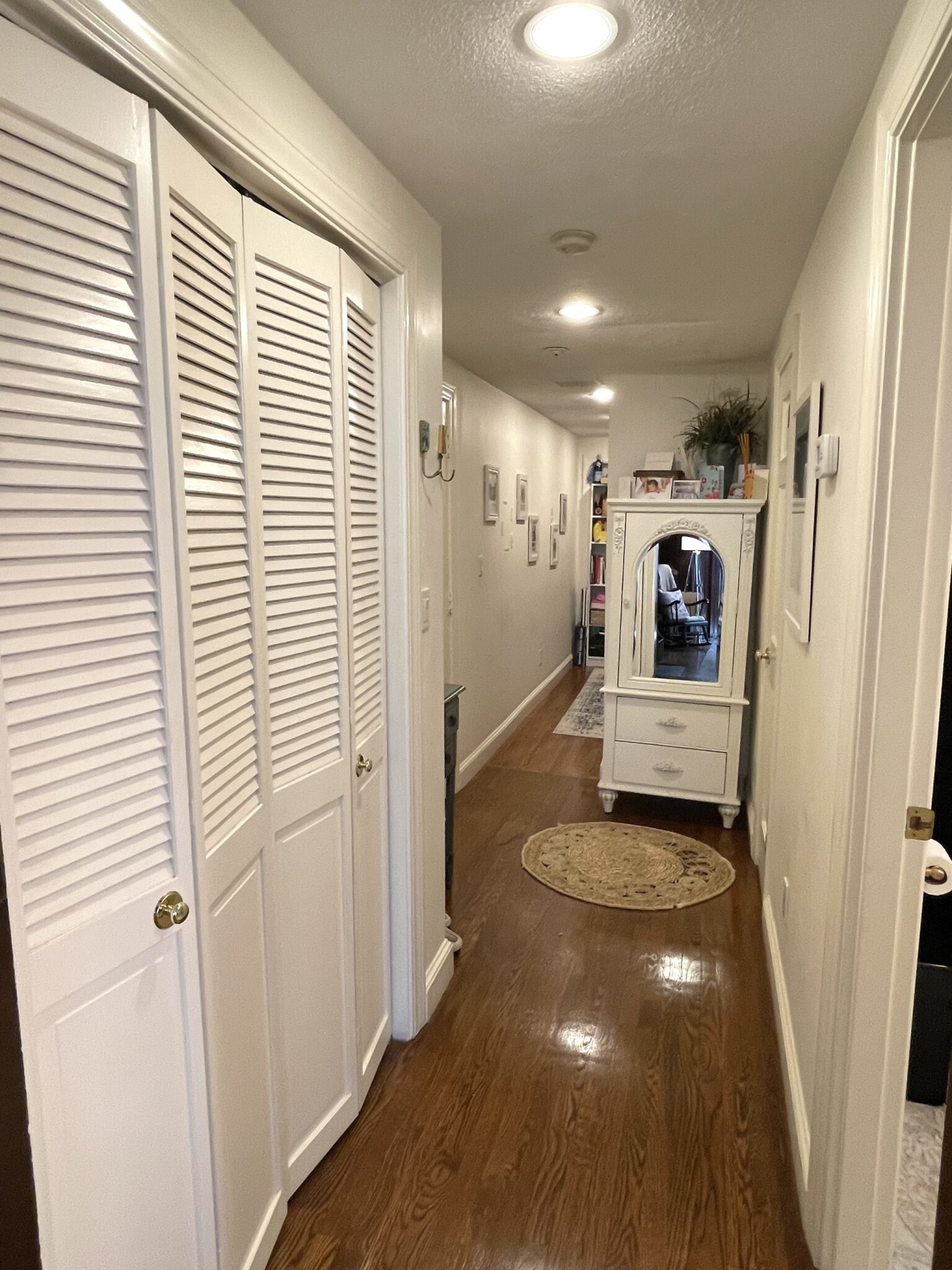 328 Dartmouth St, Back Bay