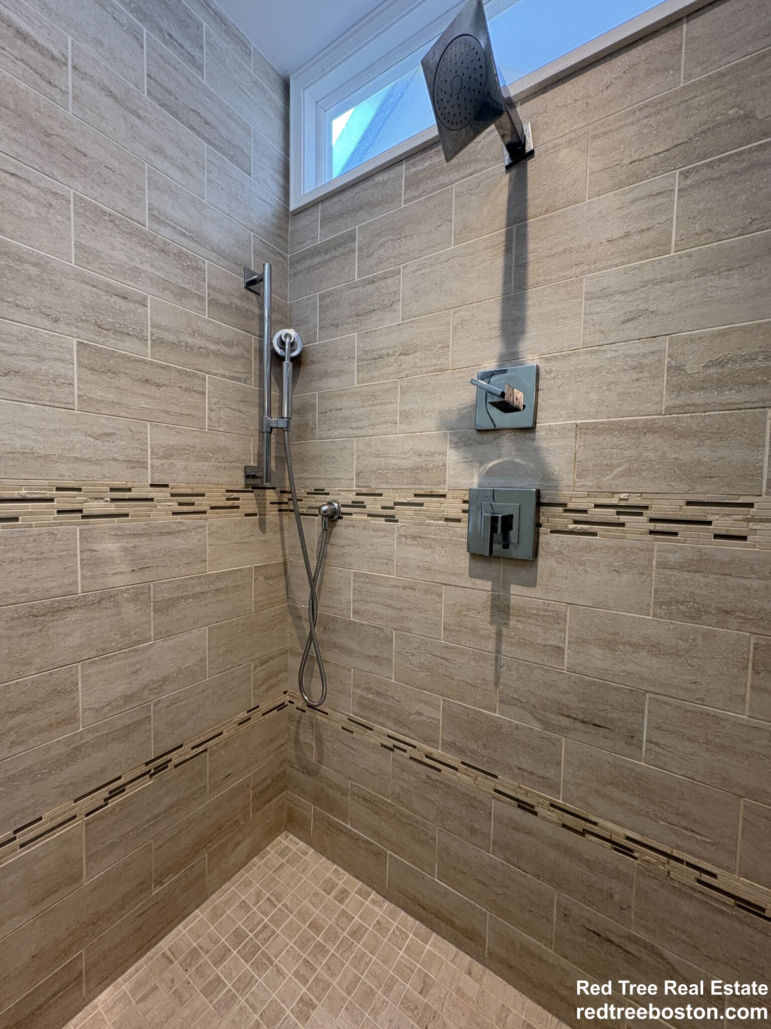 21 Holton St, Allston