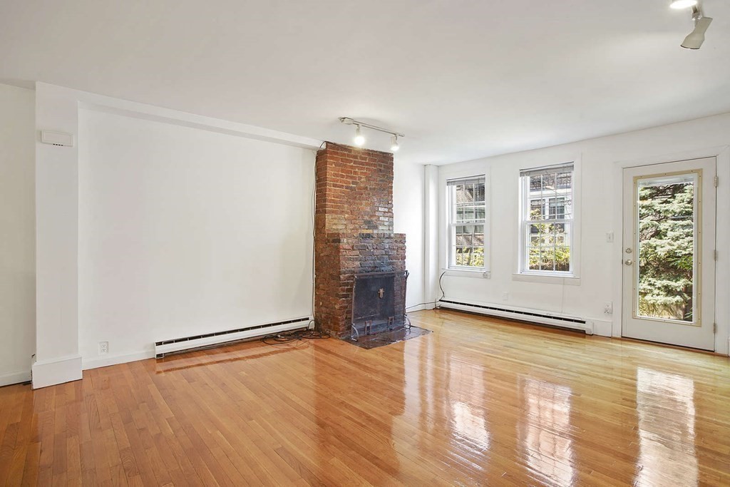 15 Appleton St, South End