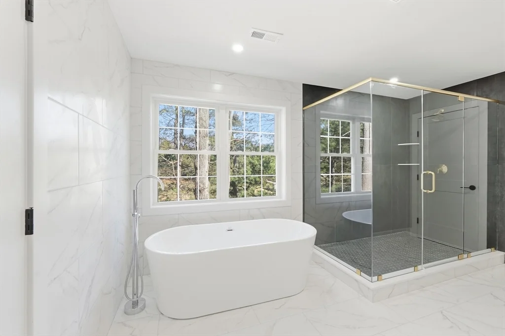 4 Barrows Rd, Worcester