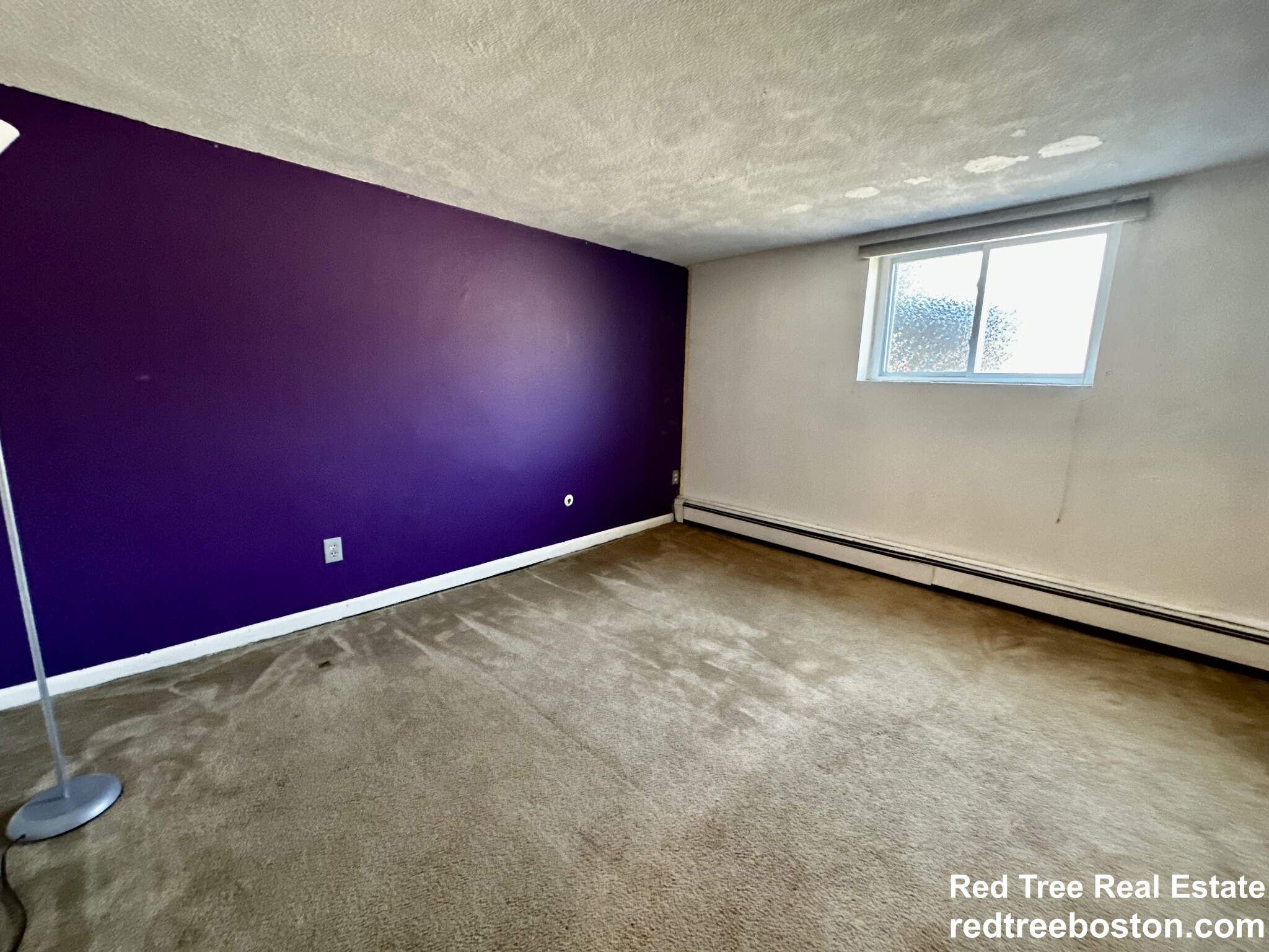 33 Westgate Rd, Chestnut Hill