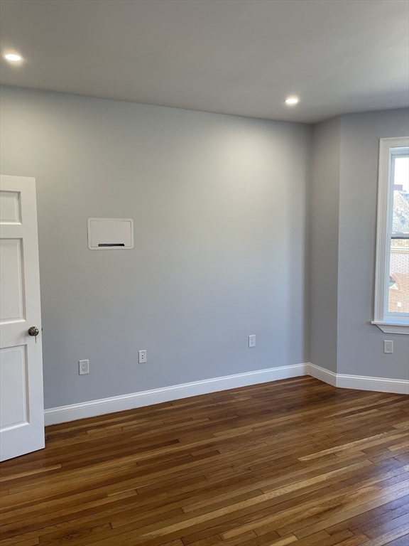 3 Alton Pl, Coolidge Corner