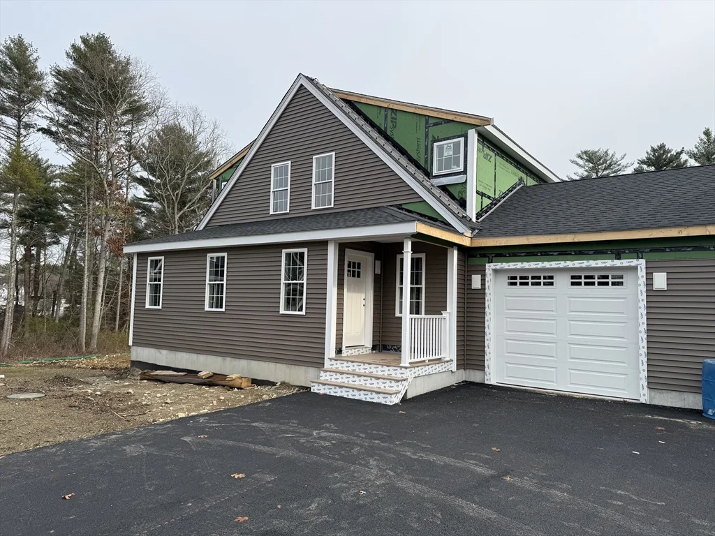 19 Kashmir's Way, Middleboro