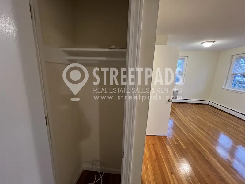 2018 Commonwealth Ave, Brighton