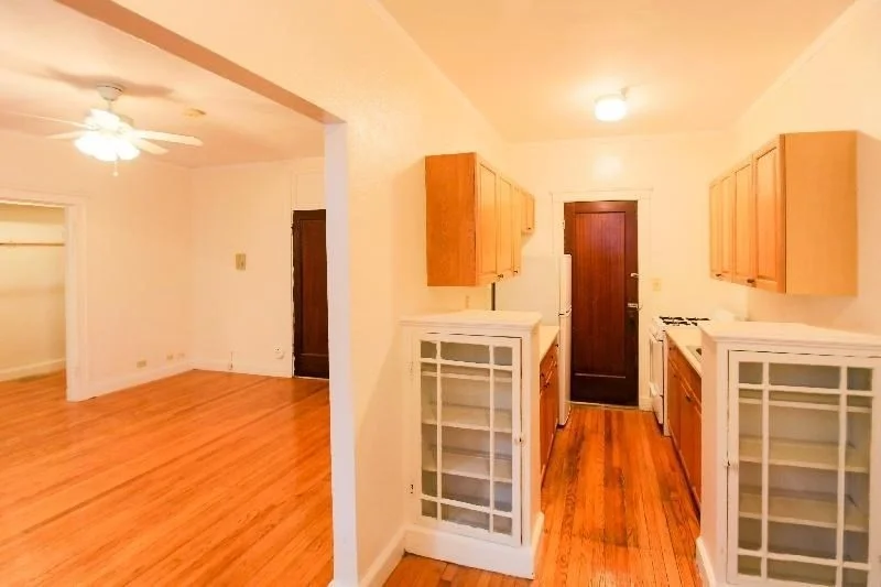 115 Peterborough St, Fenway