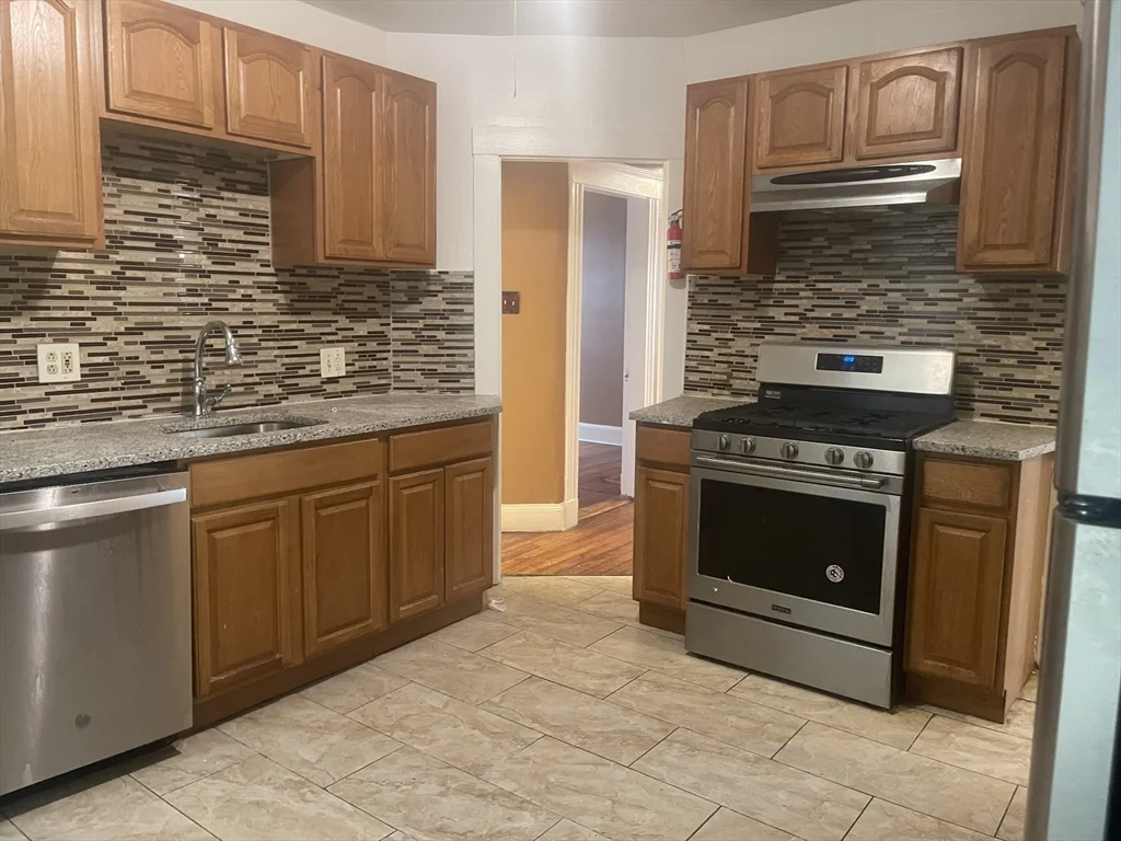 6 Bailey St, Dorchester