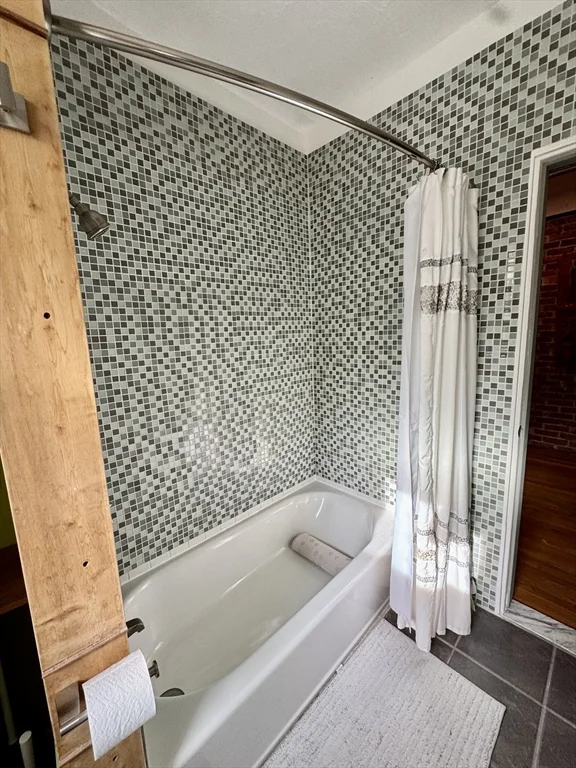 48 Kent St, Brookline Village