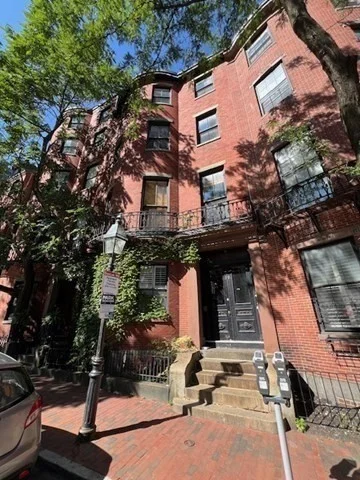 29 Bowdoin St, Beacon Hill
