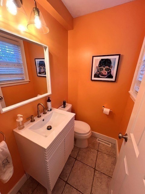 `10 Noble Ct, East Boston