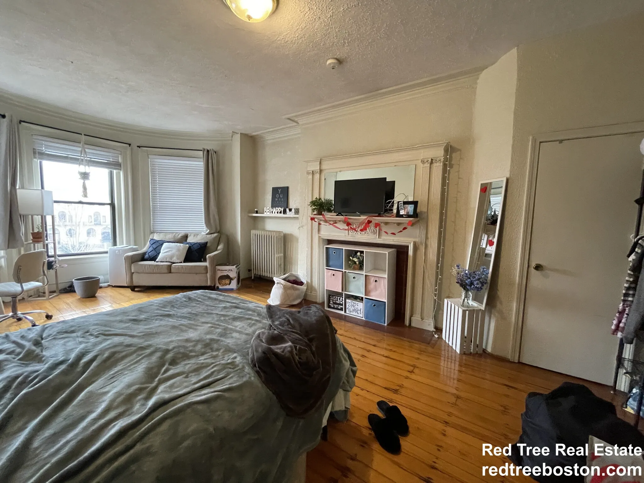 914 Beacon St, Fenway