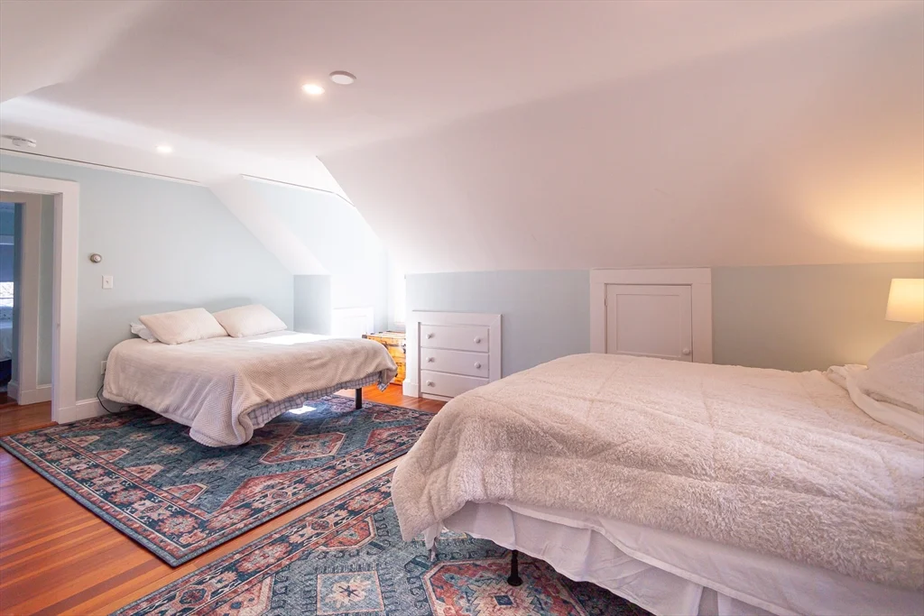 94 Atlantic Ave, Cohasset