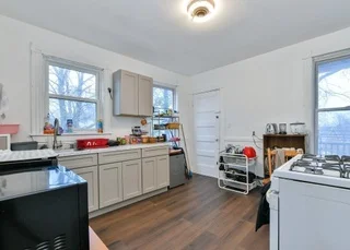 47A Creighton St, Jamaica Plain