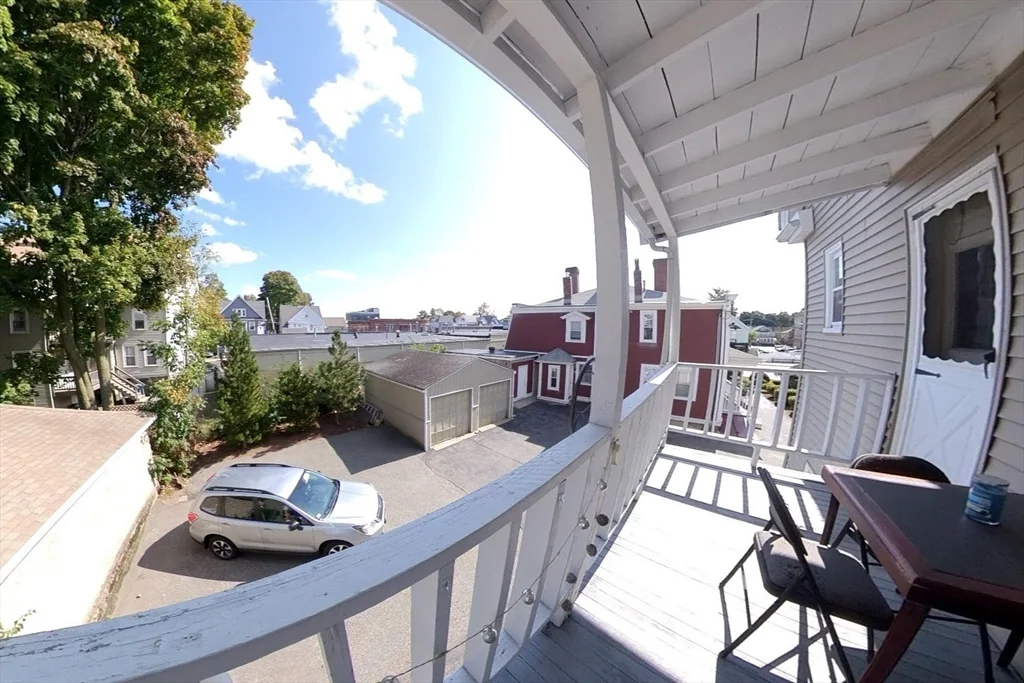 11 Banks St, Waltham