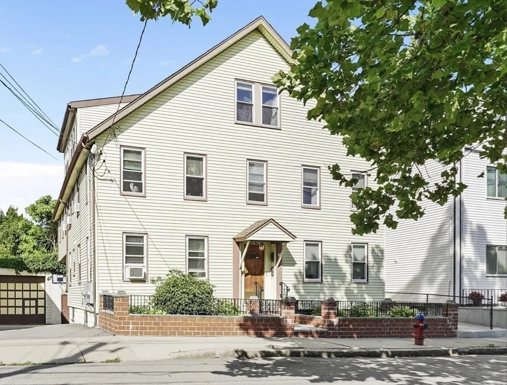 69 Jaques, Somerville