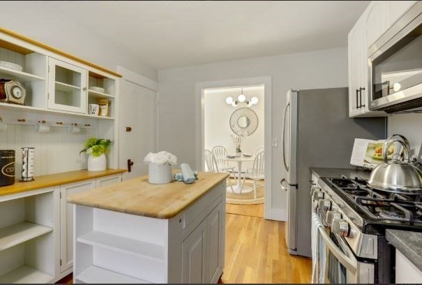 20 Lake St, Ward Two