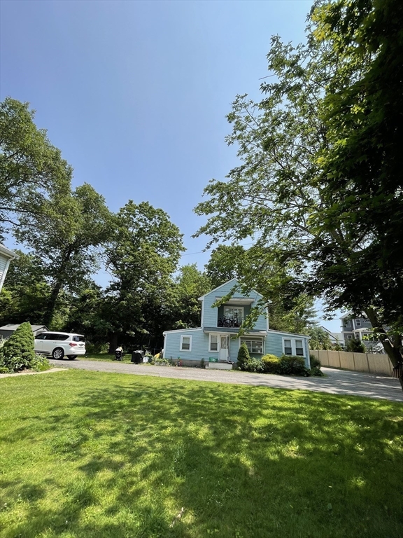 11 Elderberry Dr, North Easton