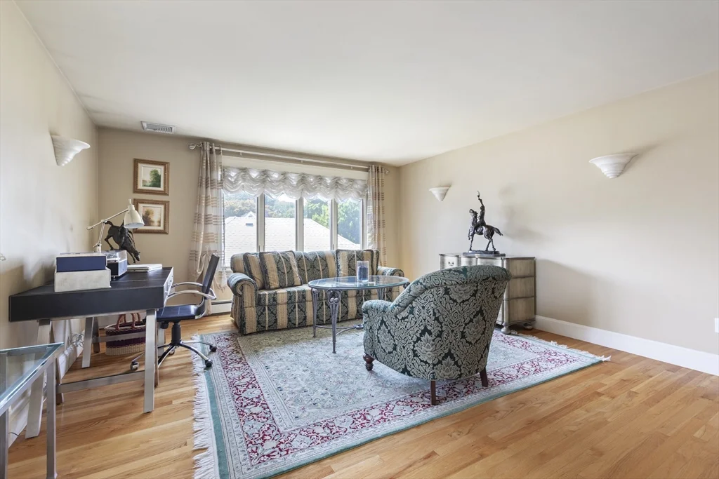 17 Gilbert St, Newton