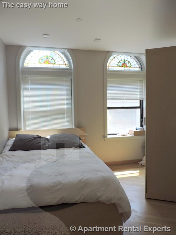 115 Mt Auburn St, Harvard Square