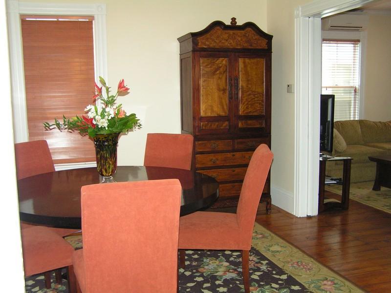 82 Holland St, Davis Square