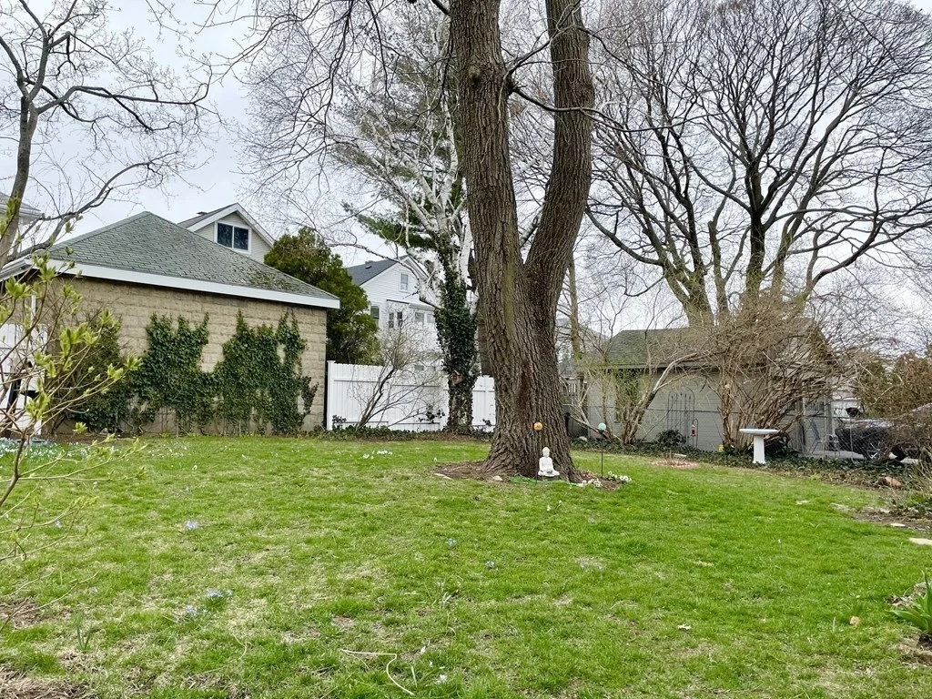 51 Presentation Rd, Brighton