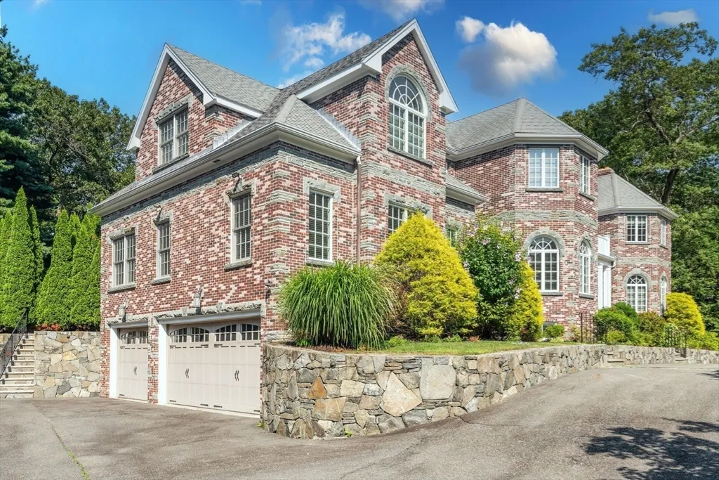 66 Forest Ave, West Newton