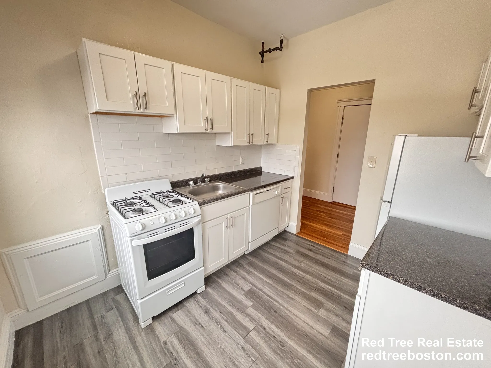 1687 Commonwealth Ave, Brighton