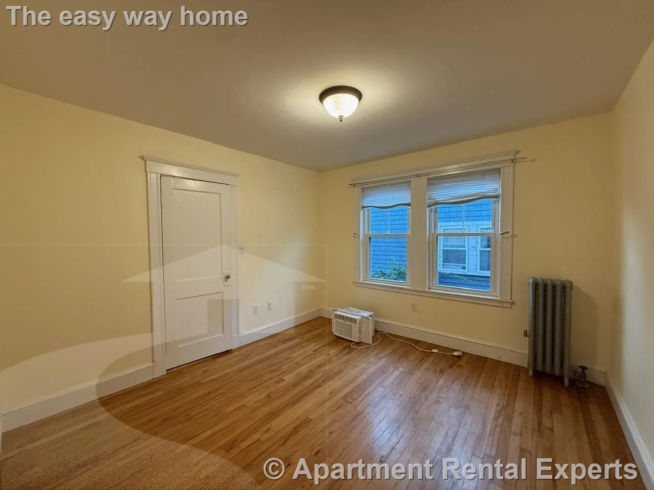 67 Fairfax St, Tufts