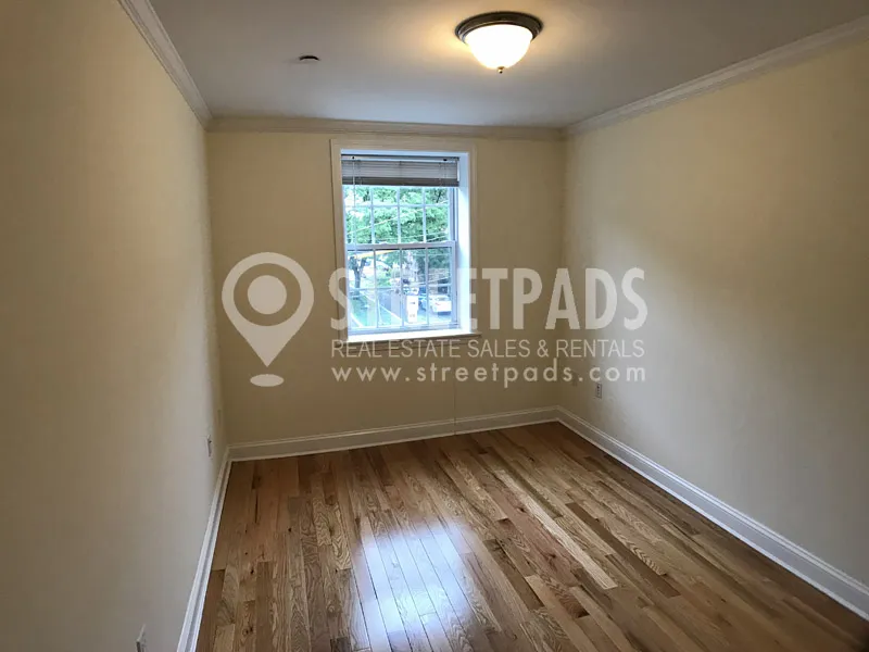 55 Langdon St, Neighborhood Nine