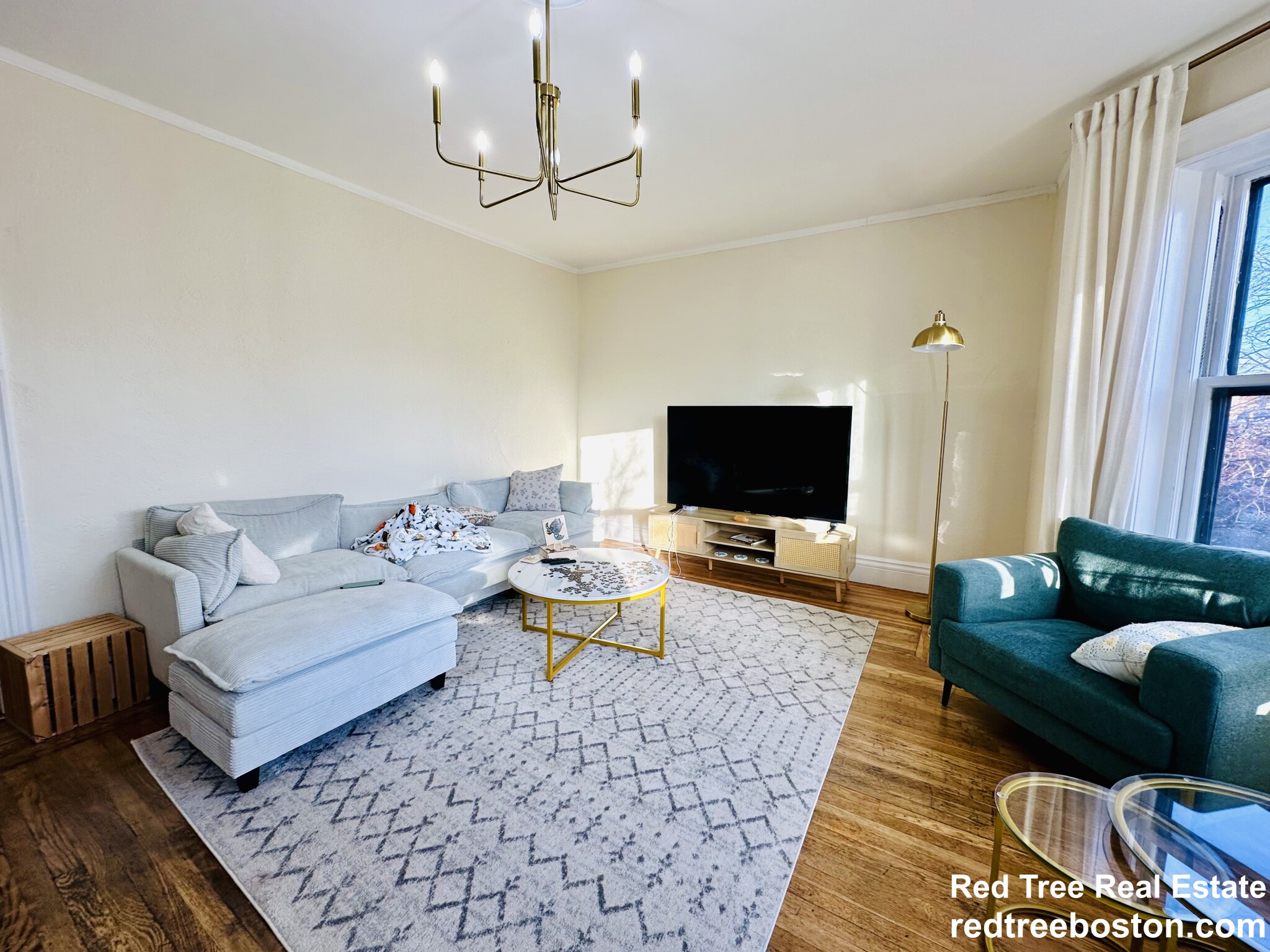 11 Euston St, Brookline