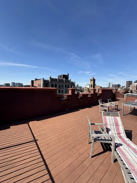 271 Dartmouth St, Back Bay