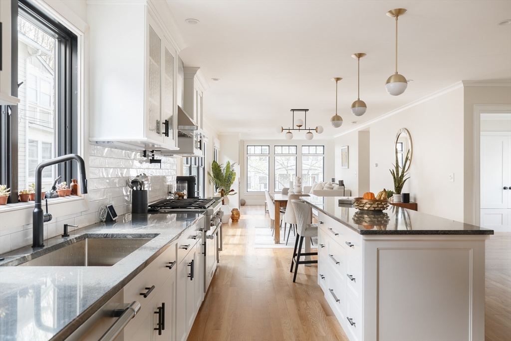 346 Walden St, Neighborhood 9