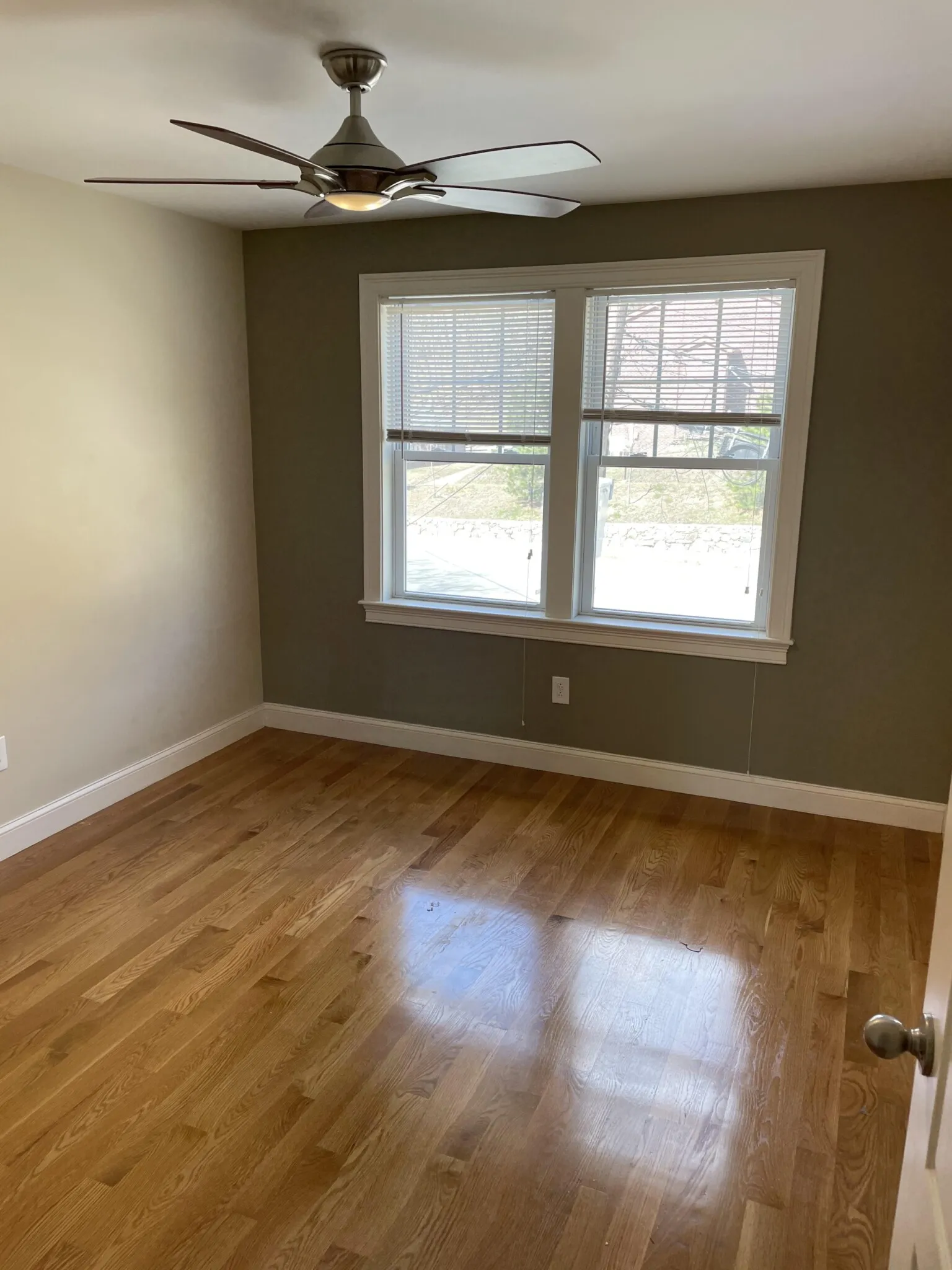 622 Trapelo Rd, Belmont