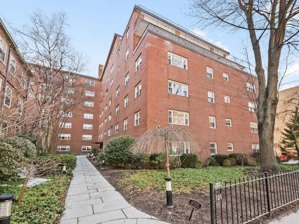 131 Sewall Ave, Coolidge Corner