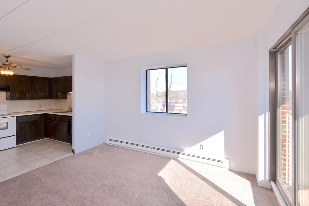 10 Main St, Framingham