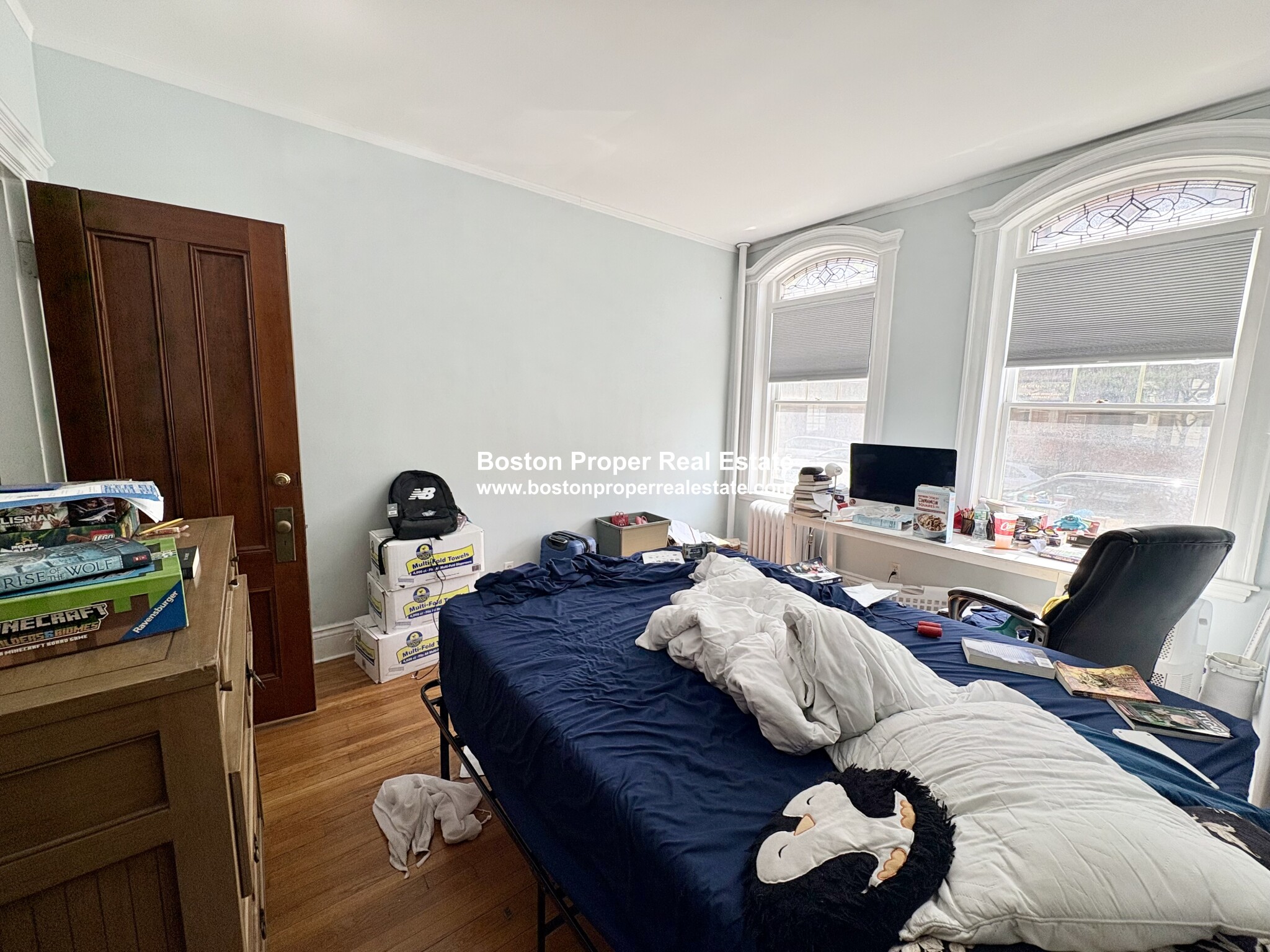 282 Newbury St, Back Bay