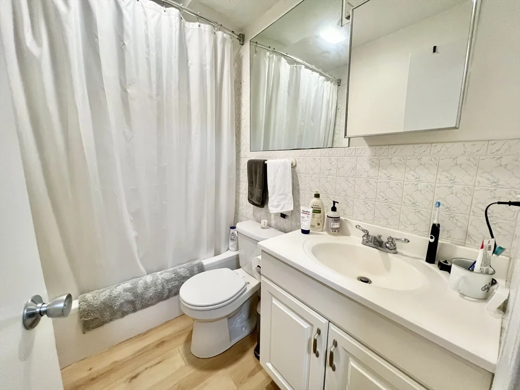 46 Lewis St, North End