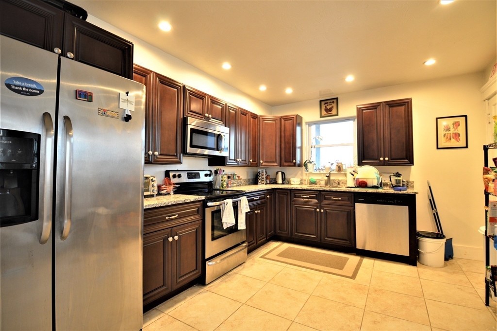 94 Montebello Rd, Jamaica Plain