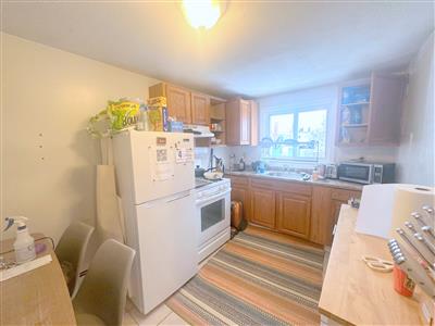 128 Pine St, The Port