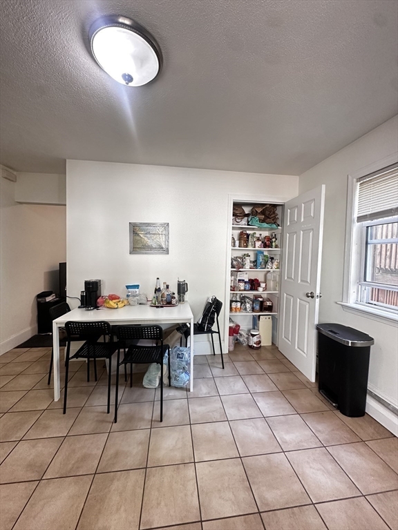 235 Charles St, East Cambridge