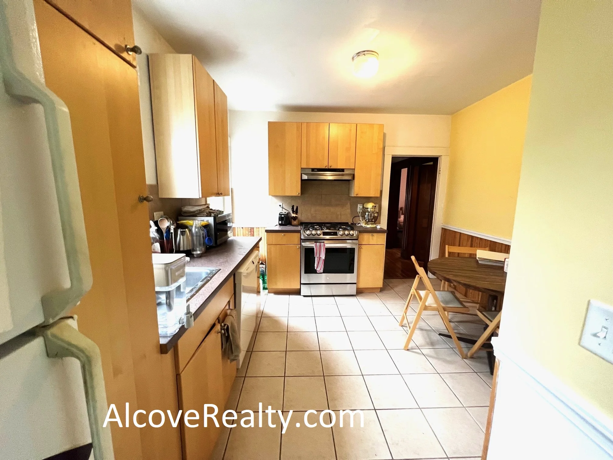 11 Leonard St, Tufts