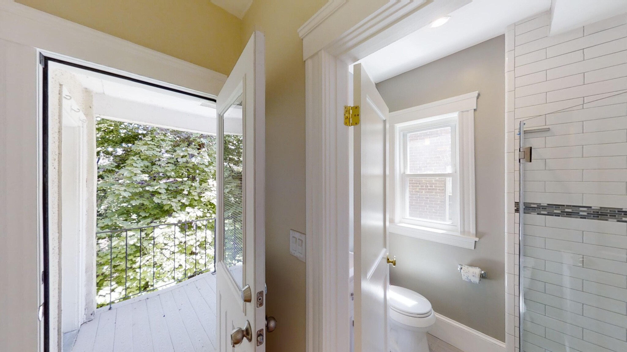 303 Tappan St, Washington Square