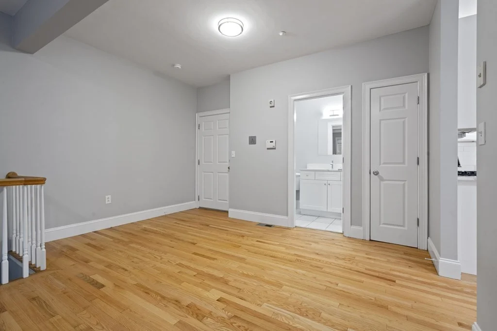 320 W Broadway, South Boston