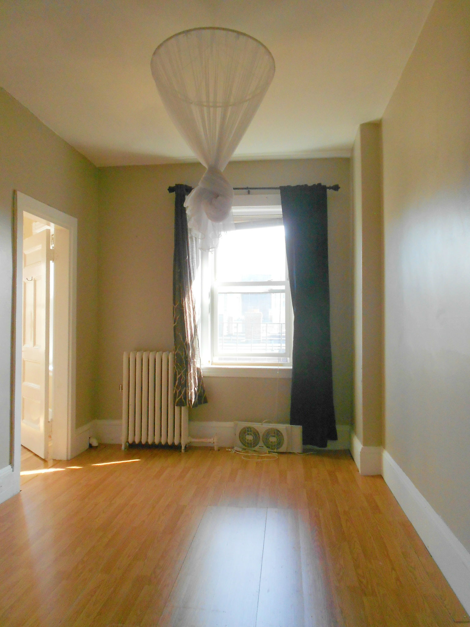 869 Beacon St, Fenway