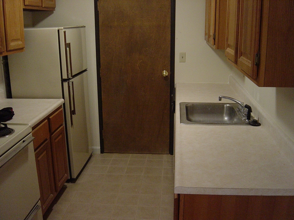 47 Juniper Rd, North Attleboro