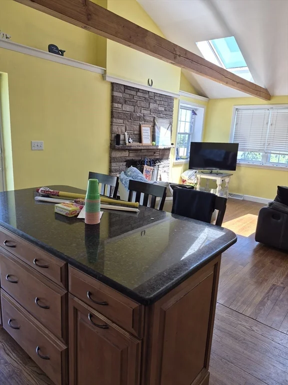 61 Hilltop Ave, Plymouth