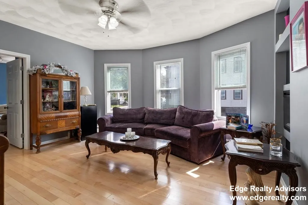 55 Easton St, Allston