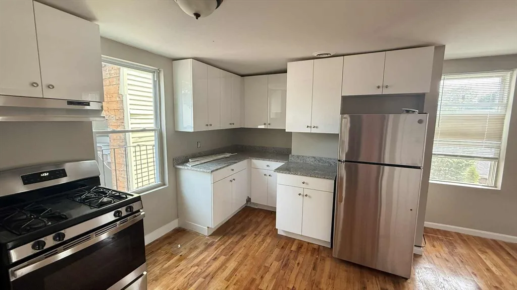 38 Forest St, Roxbury